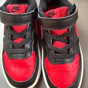 Nike Kids Black and Red Sneakers